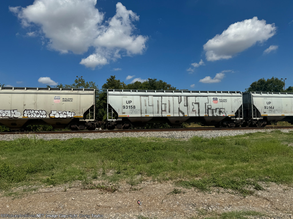 UP 93158